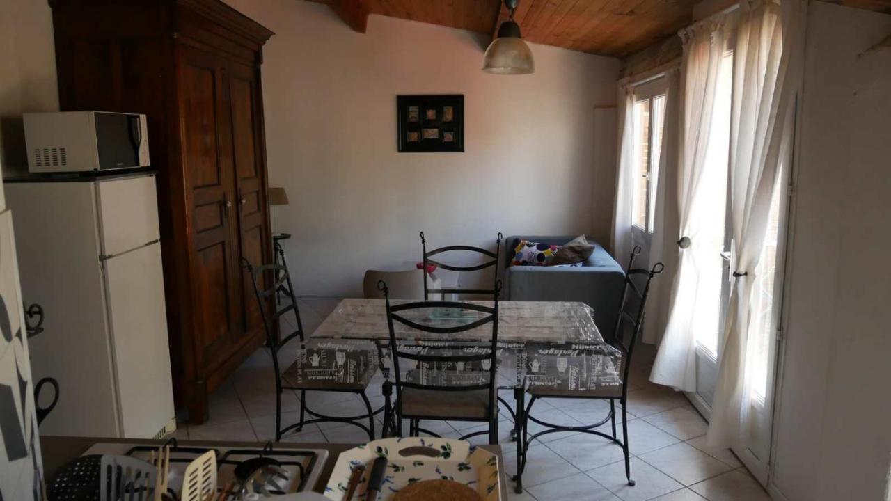 Апартаменти Mas Maurane - Les Lavandes Aux Portes D'Arles Тараскон Екстер'єр фото