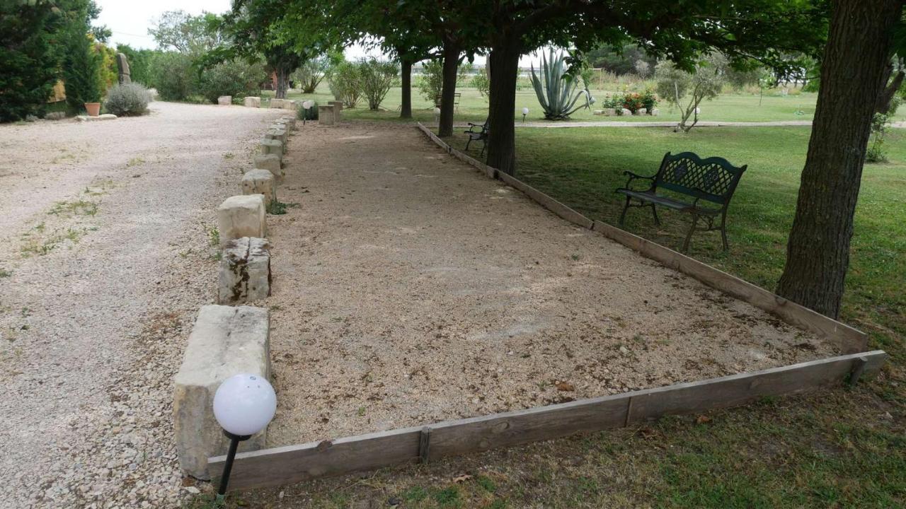 Апартаменти Mas Maurane - Les Lavandes Aux Portes D'Arles Тараскон Екстер'єр фото